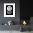 Wissellijst 24x30cm Zilver met print aan muur
